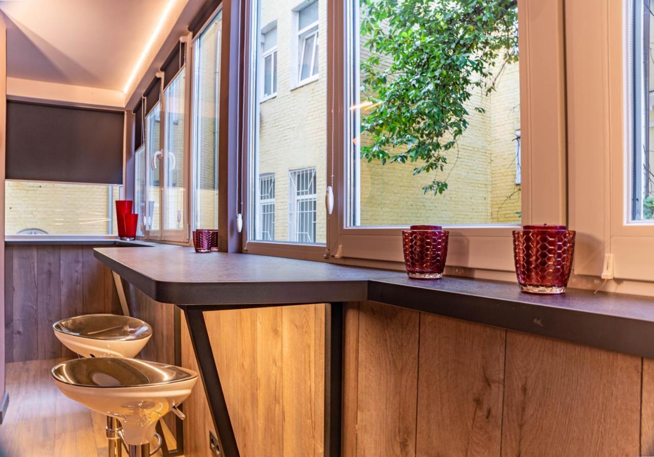 Luxury Upscale On 18 M Zhitomirska 基輔