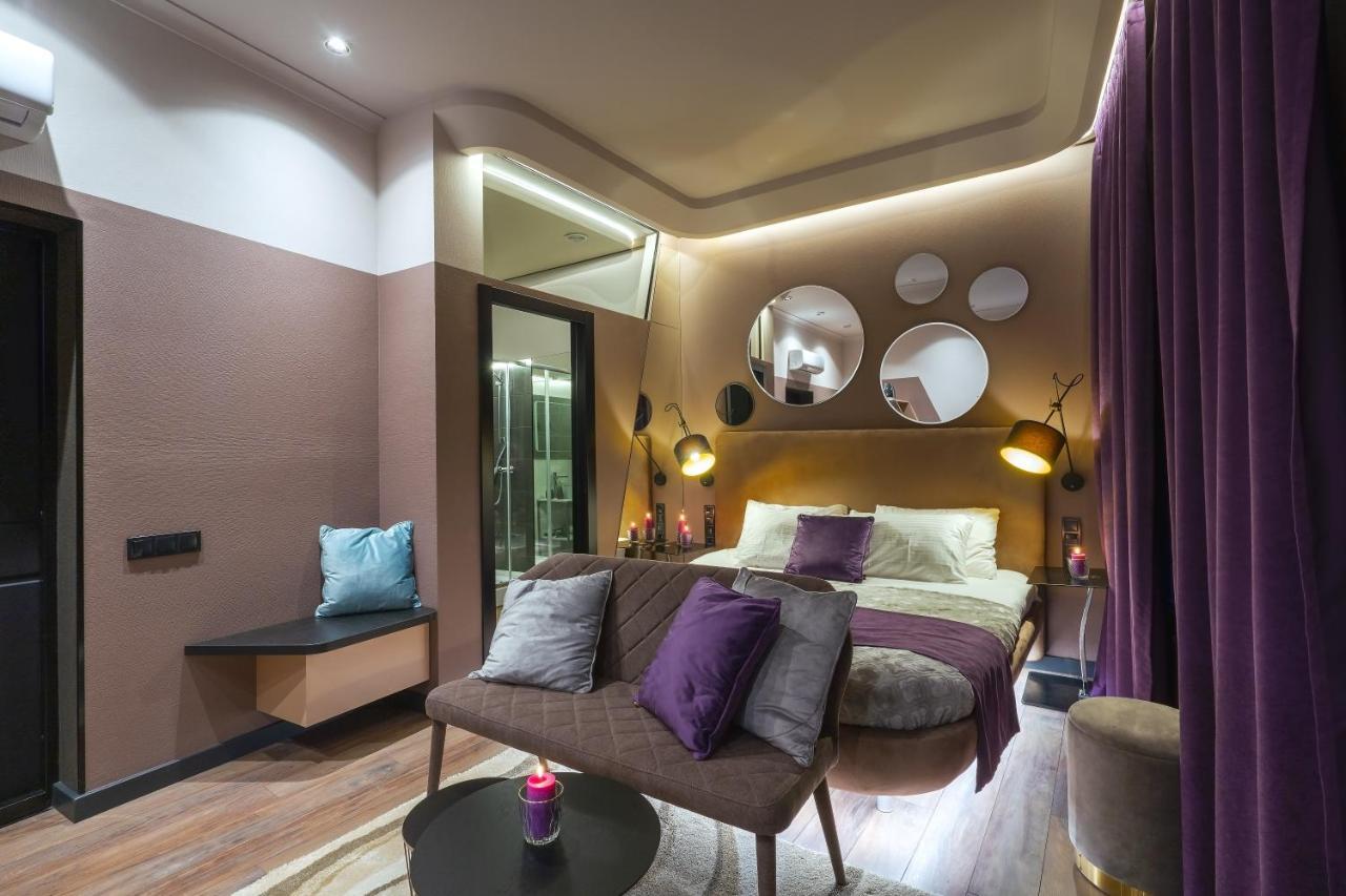 Luxury Upscale On 18 M Zhitomirska *