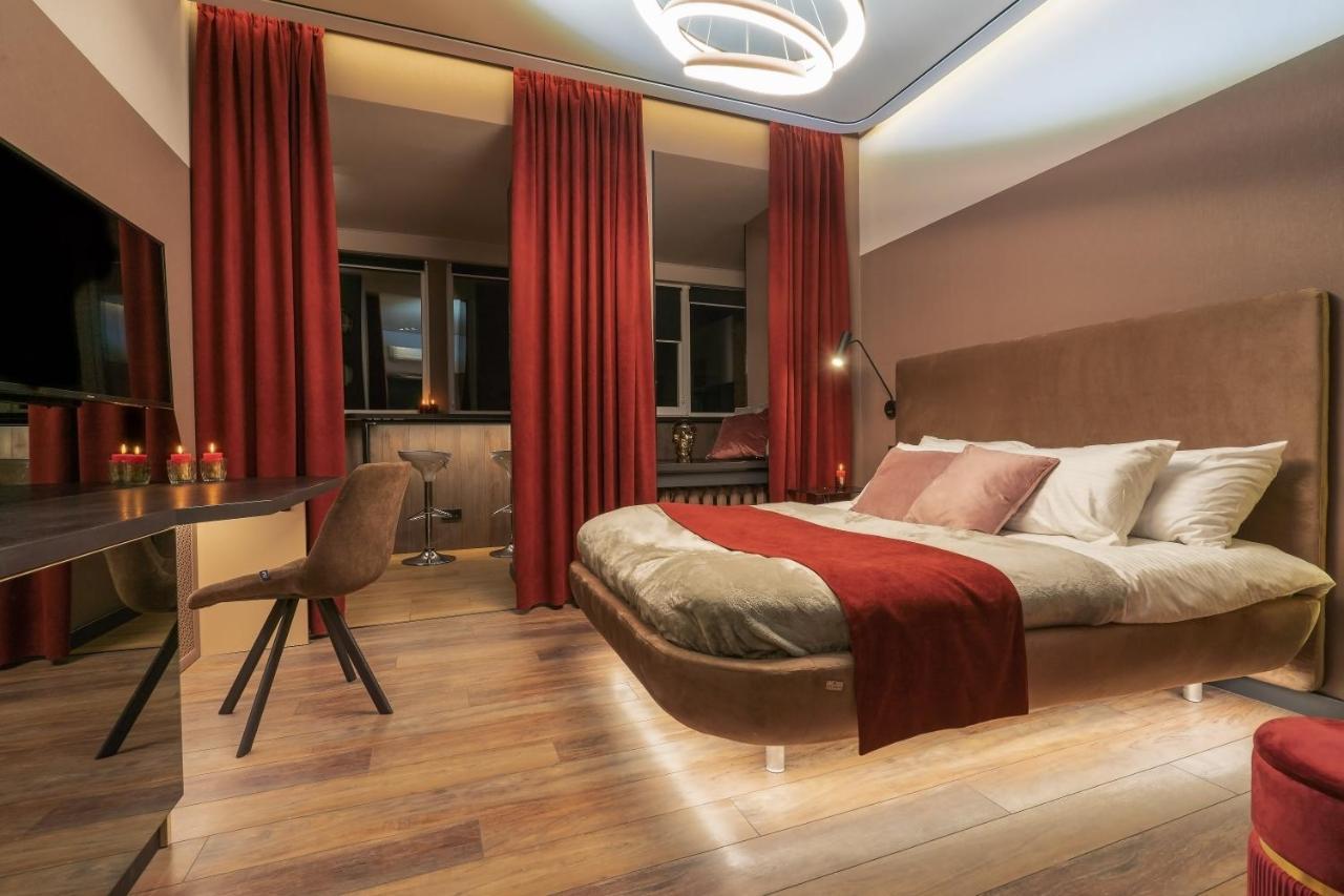 Luxury Upscale On 18 M Zhitomirska